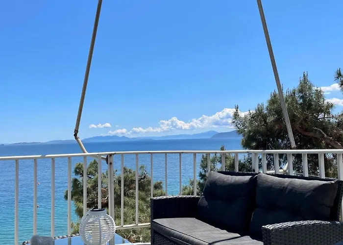 Above The Sea Apartament Agioi Theodoroi (Corinthia)