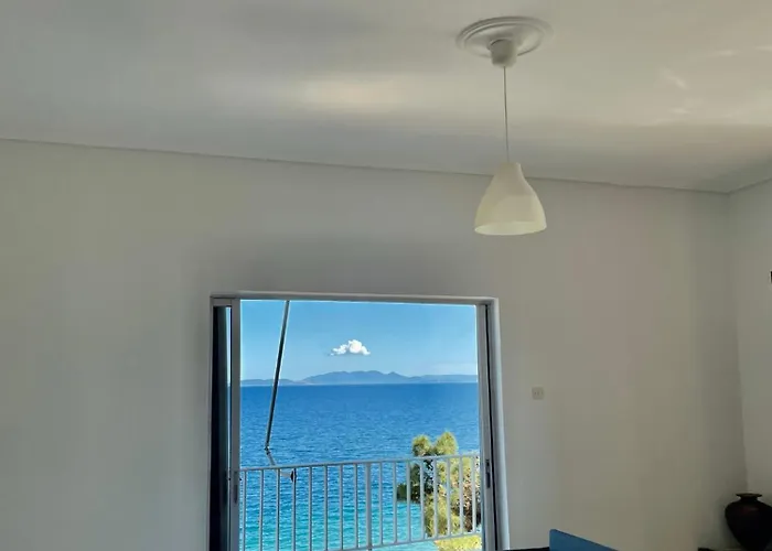 Above The Sea Apartament