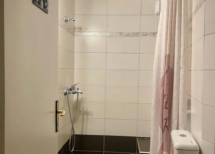 Above The Sea * Agioi Theodoroi (Corinthia)